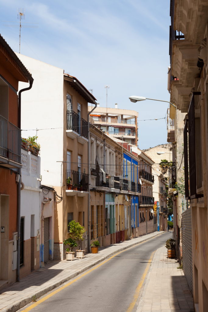 old-street-spanish-city-alicante2